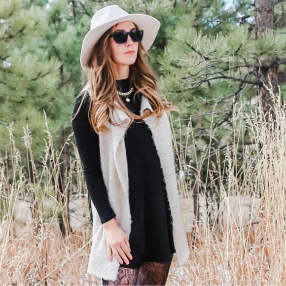 Vest - Picture 7 of 7